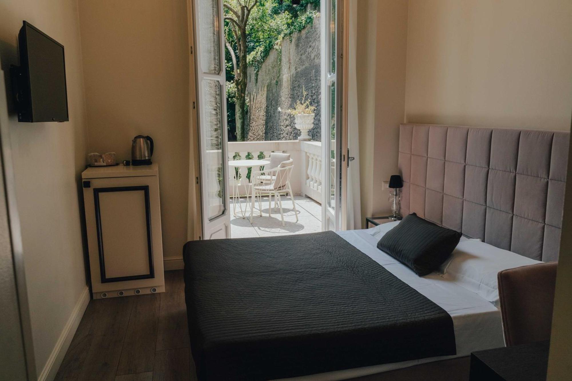 Boutique Hotel Villa Giulia Valmadrera Dış mekan fotoğraf