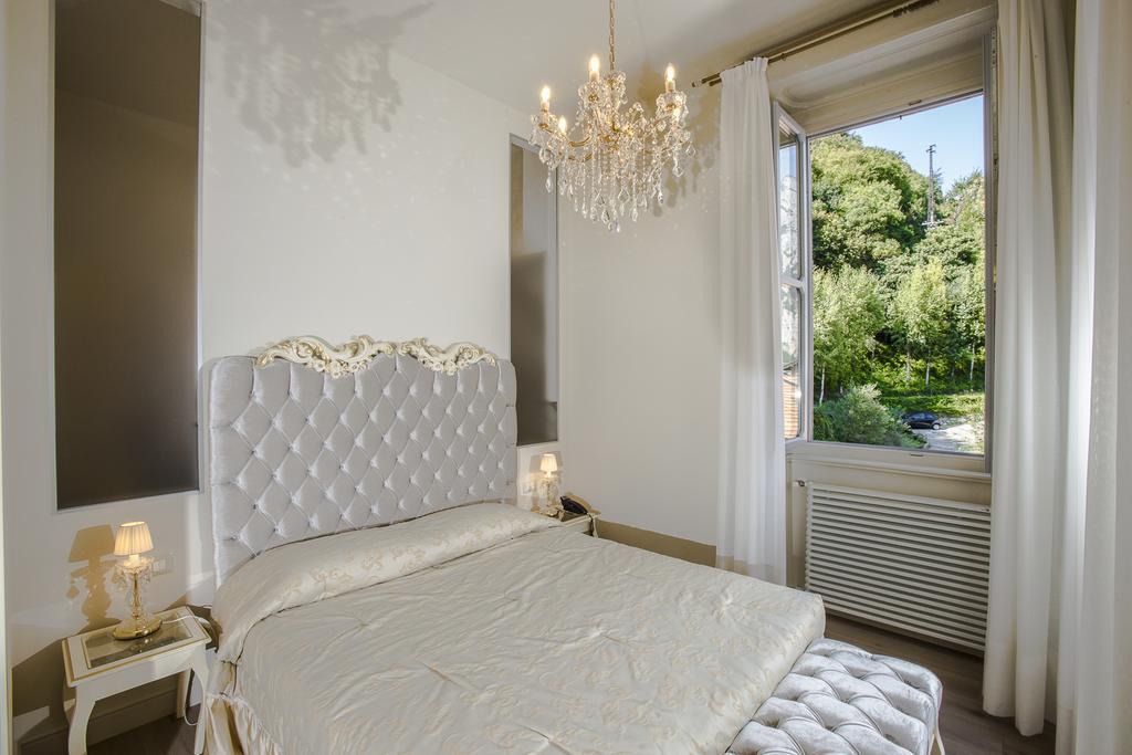 Boutique Hotel Villa Giulia Valmadrera Dış mekan fotoğraf